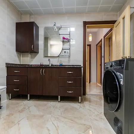 Βίλα Near By The Land Of Legends , Rose